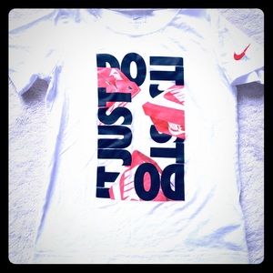 Nike Tee